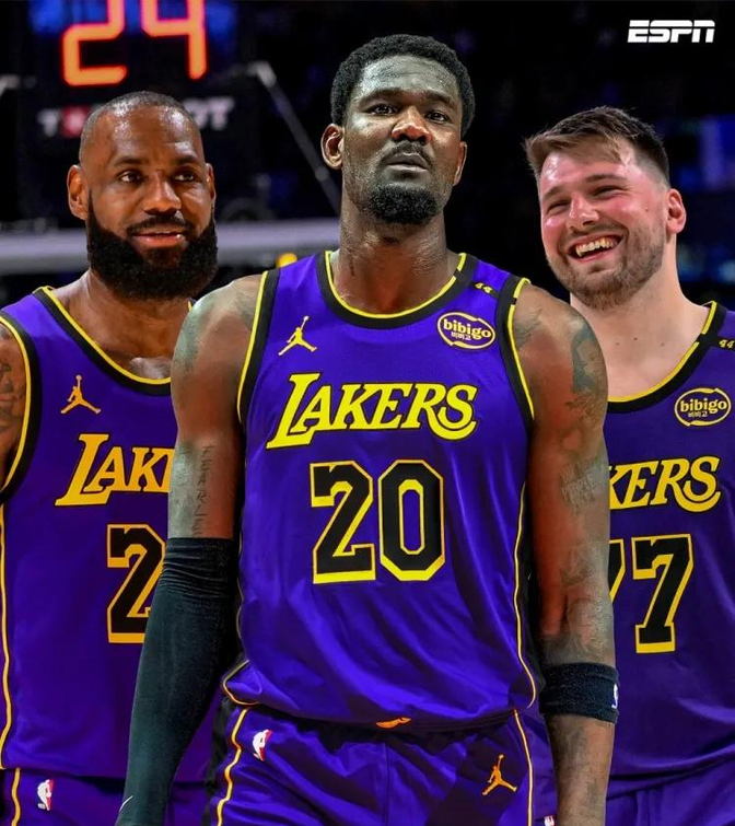 包含关键时刻突围战来临,洛杉矶湖人围绕欧超杯强势反弹,管理层满意,纪律约束更严格的词条 包含关键时刻突围战来临,洛杉矶湖人围绕欧超杯强势反弹,管理层满意,纪律约束更严格的词条