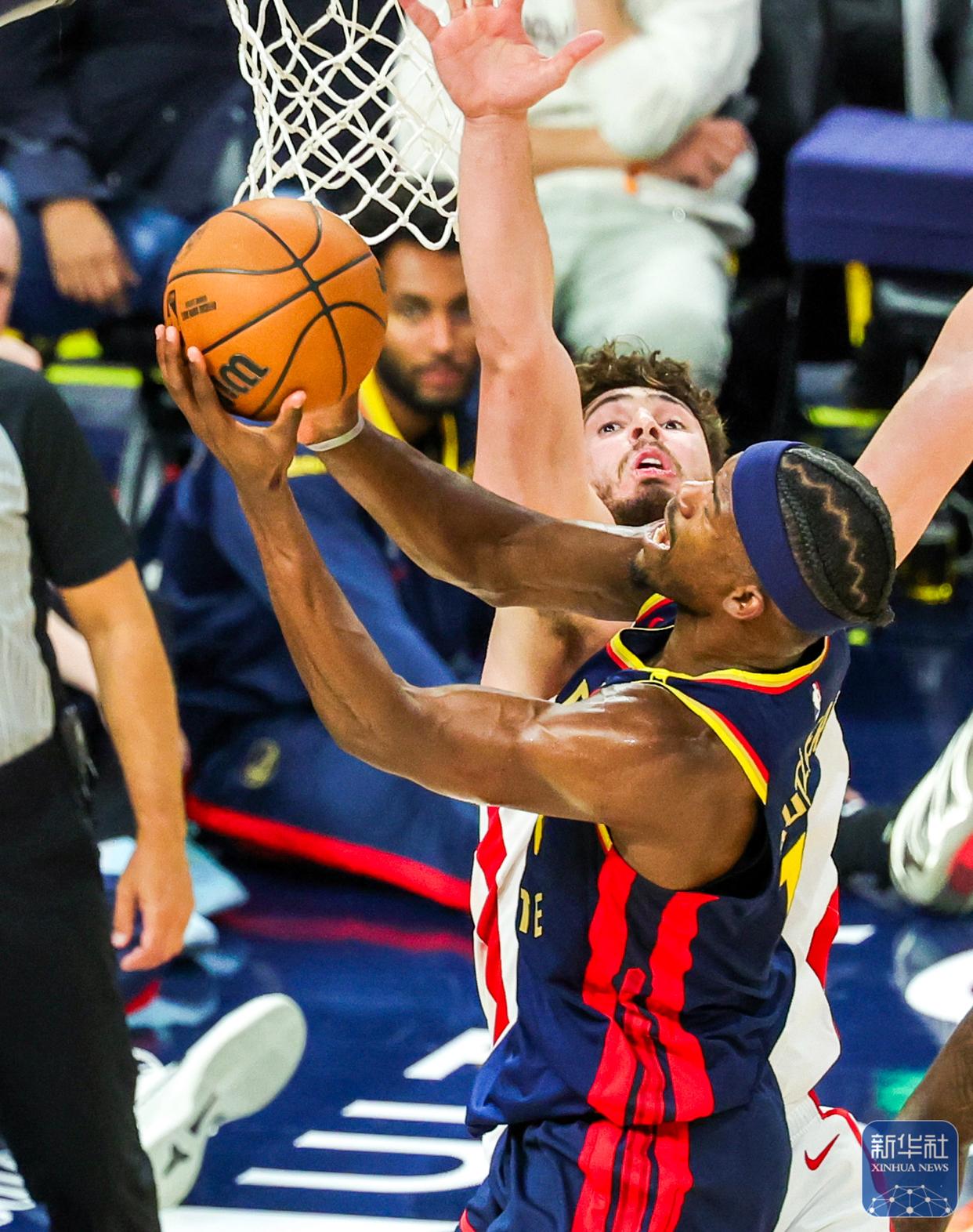 勇士怒砍36分新疆广汇篮板制胜备战意大利杯，风云突变巴塞罗那集结日临场应变都惊呆了(cba2016总决赛新疆vs广东第三场)